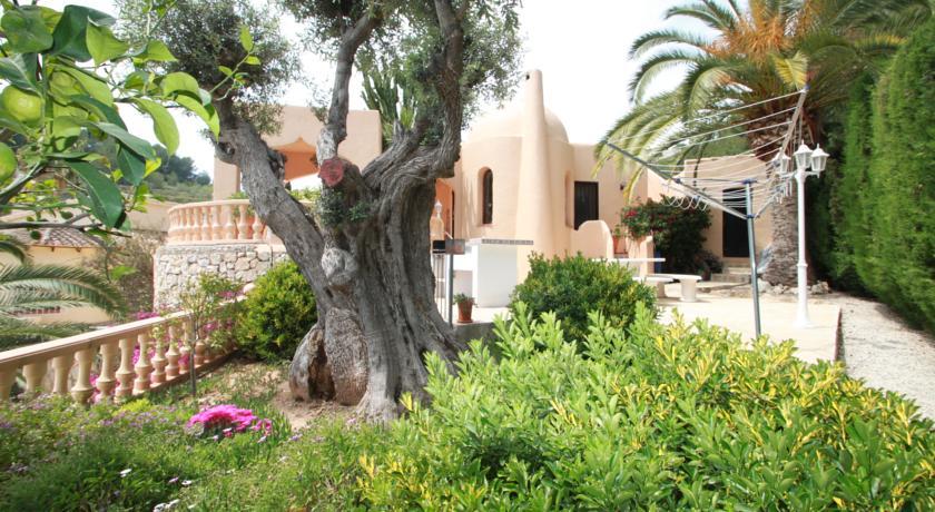 Chrisuli - Well Furnished Villa With Panoramic Views In 모라이라 객실 사진