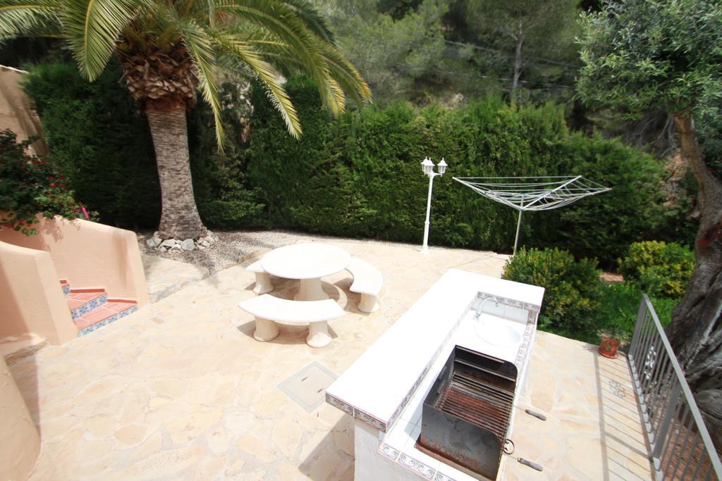Chrisuli - Well Furnished Villa With Panoramic Views In 모라이라 객실 사진